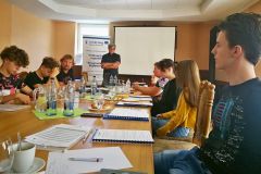 2020-prihranicni-reporteri-01