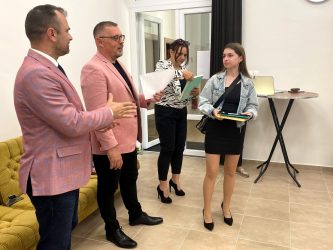 2023-odovzdavanie-maturitnych-vysvedceni-40