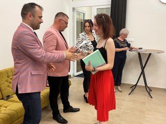 2023-odovzdavanie-maturitnych-vysvedceni-42