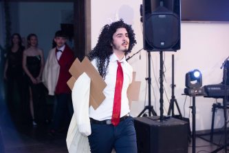 2025-stuzkova-4g-120