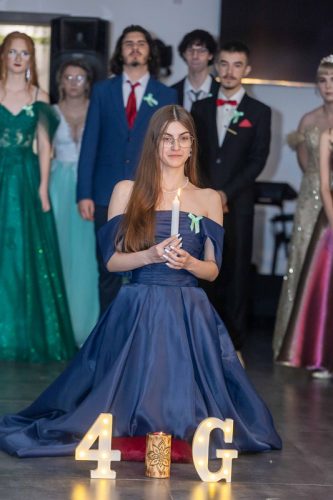 2025-stuzkova-4g-137