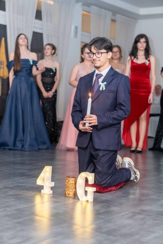 2025-stuzkova-4g-148